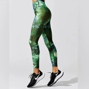 Distressed Tie-Dye High Rise 7/8 Leggings Carbon38